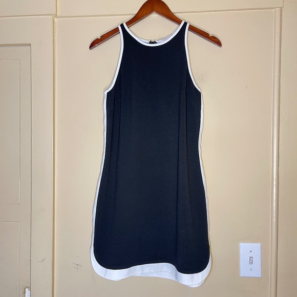 Classic Black & White Sleeveless Shift Dress